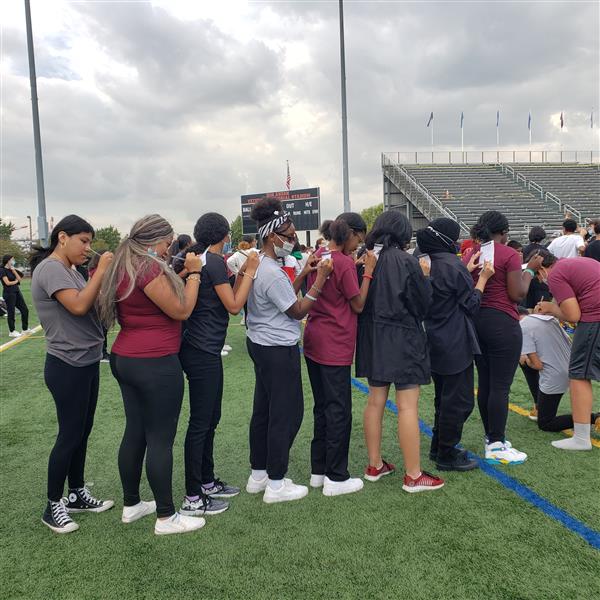 Freshman helping each other out